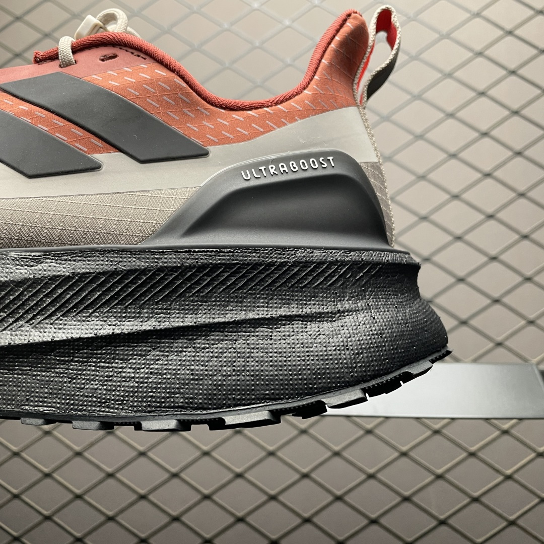 AD 阿迪 Ultra Boost 5 Climawarm 超弹力爆米花中底休闲跑步鞋 IG9353 尺