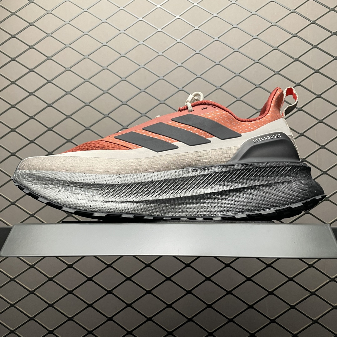 AD 阿迪 Ultra Boost 5 Climawarm 超弹力爆米花中底休闲跑步鞋 IG9353 尺