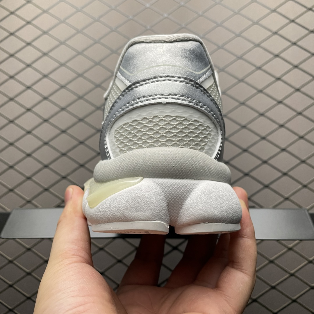 Onitsuka Tiger 鬼冢虎 低帮运动休闲跑步鞋 1183C478-020 平台专供品质 区别市