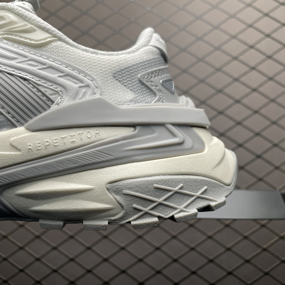 【纯原】 AD 阿迪 XLG Storm EDGE 复古休闲老爹鞋 JQ4083 尺码：35.5 36 