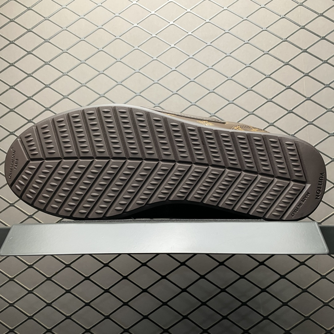 图片[5]-M版纯原 Nigo x Louis Vuitton 路易威登 LV Buttersoft 阿甘鞋 低帮休闲面包鞋 全新订单 高端零售外贸充正专供 原版购入开发 全鞋羊皮 牛皮鞋面 ZP级全套包装 完美楦型 正确卡色 大底TPU 质感媲美原版 细节与原版一致 请注意区分市面通货材 尺码：35 36 37 38 39 40 41 42 43 44 45 46 偏大一码-选品中心