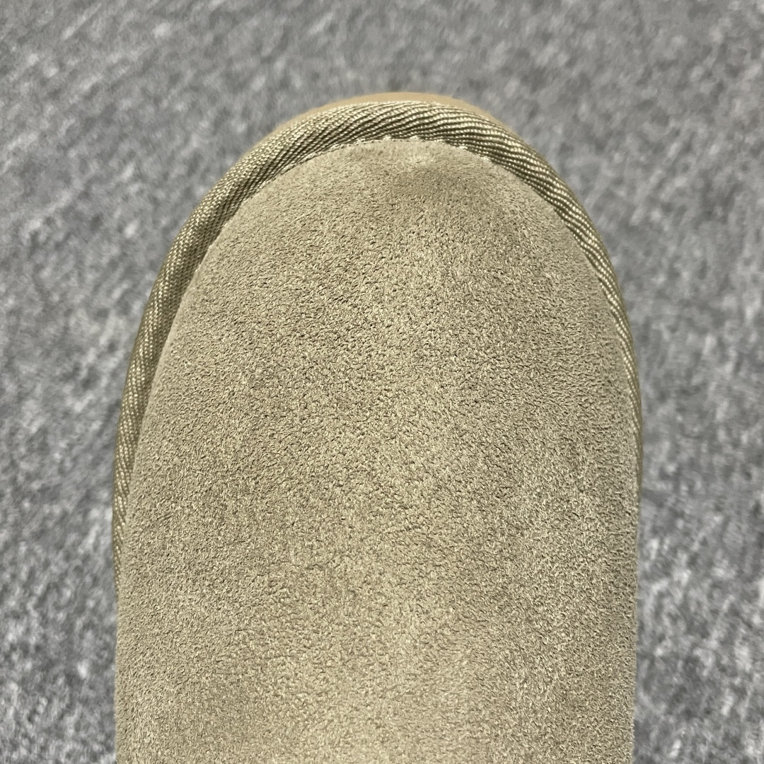 图片[7]-网红爆款 平台外贸专供 UGG 厚底雪地靴 1178014 外贸平台充Z 高端零售专供品质 十年品牌制鞋代工厂生产线出品 注重每一处细节 隆丰A级真羊皮毛一体 完全遵循ZP工艺流程打造 尺码：35 36 37 38 39 40-选品中心