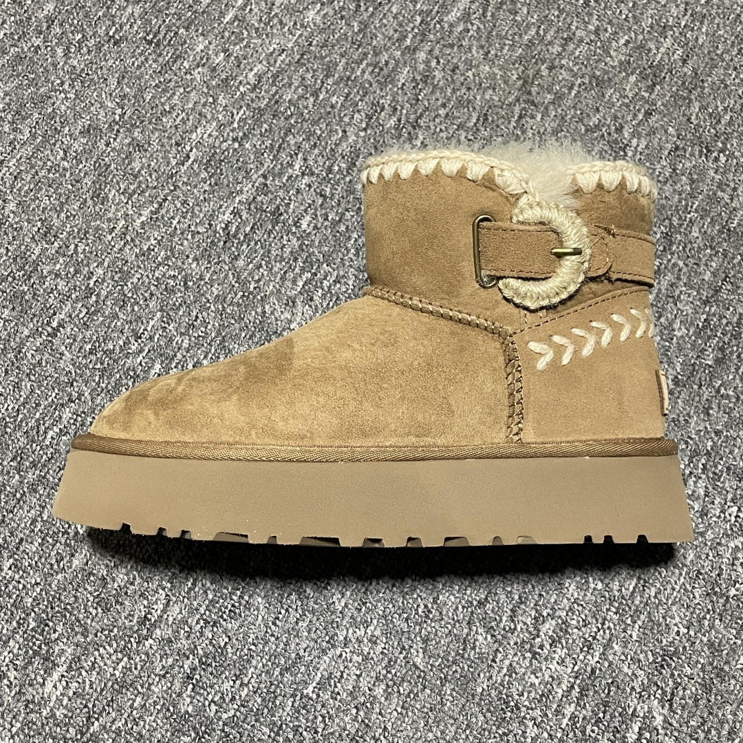 图片[2]-网红爆款 平台外贸专供 UGG 厚底雪地靴 1150817 外贸平台充Z 高端零售专供品质 十年品牌制鞋代工厂生产线出品 注重每一处细节 隆丰A级真羊皮毛一体 完全遵循ZP工艺流程打造 尺码：35 36 37 38 39 40-选品中心