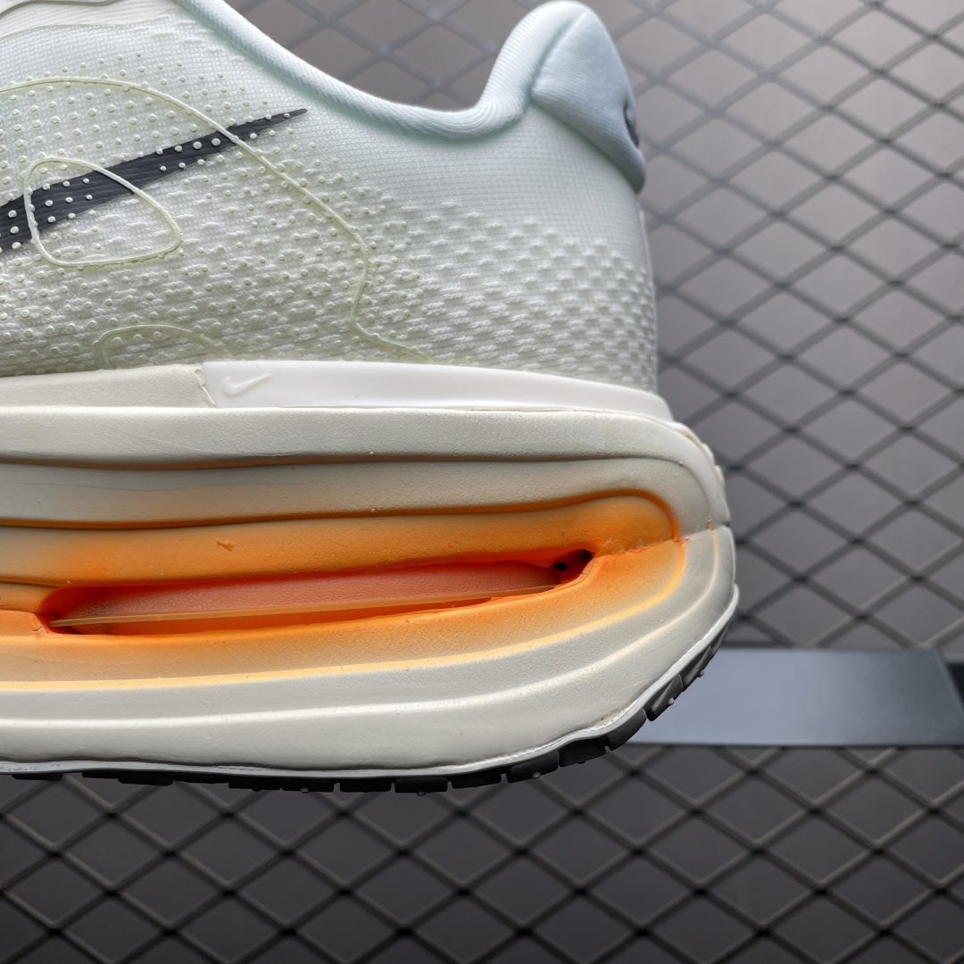 图片[4]-NK Vomero Premium 网面透气跑步鞋 IQ4035-100 全新升级版本出货 尺码：36 36.5 37.5 38 38.5 39 40 40.5 41 42 42.5 43 44 44.5 45 46-选品中心