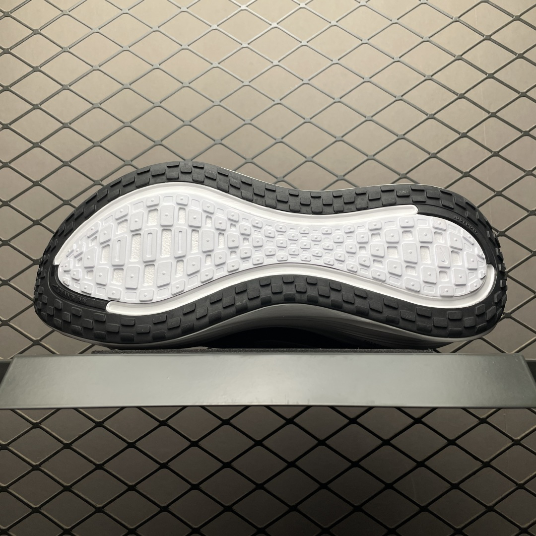 图片[5]-纯原版 NK Vomero Plus 网面透气跑步鞋 HV8150-002 原厂竖纹垫脚纸 鞋盒钢印 鞋外标内置RFID芯片 区别其他版本 超临界发泡大底 更为Q弹 尺码：39 40 40.5 41 42 42.5 43 44 44.5 45 46-选品中心