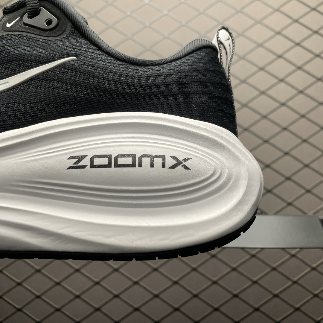 图片[4]-纯原版 NK Vomero Plus 网面透气跑步鞋 HV8150-002 原厂竖纹垫脚纸 鞋盒钢印 鞋外标内置RFID芯片 区别其他版本 超临界发泡大底 更为Q弹 尺码：39 40 40.5 41 42 42.5 43 44 44.5 45 46-选品中心