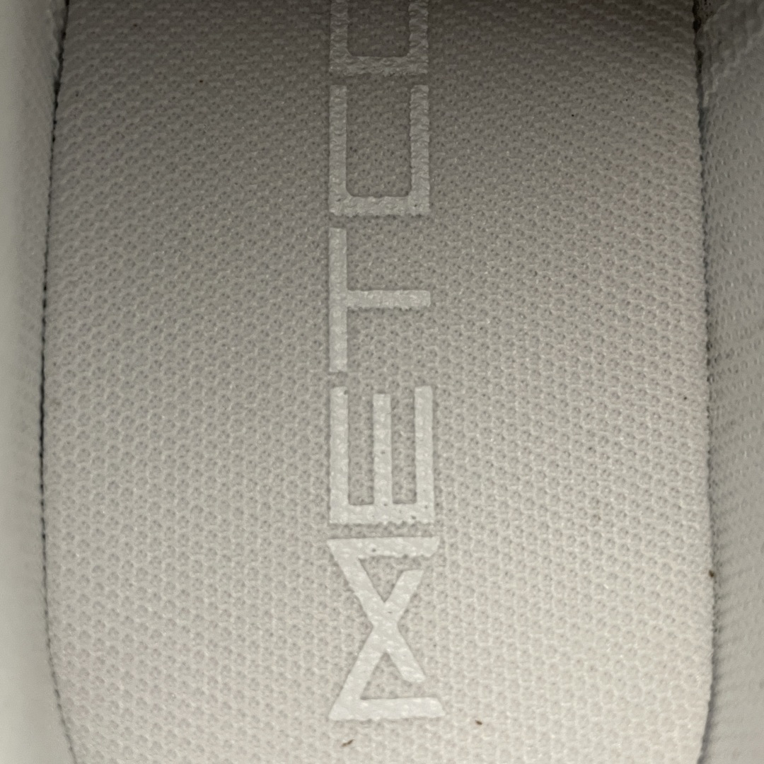 NK Metcon 10 低帮运动鞋 HQ2620-100 尺码：36 36.5 37.5 38 38.