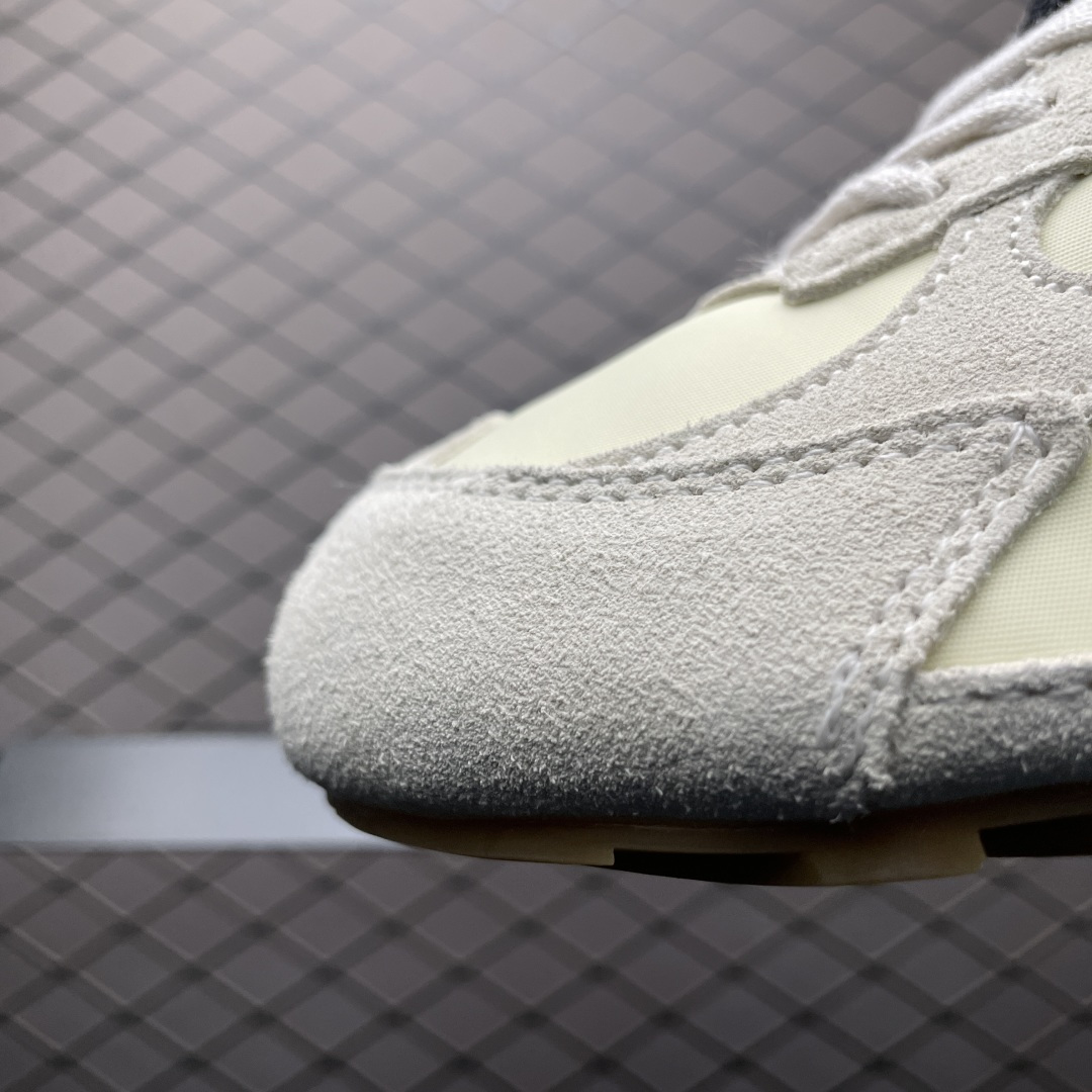 BOTTEGA VENETA BV 葆蝶家 Orbit Flash 低帮休闲鞋 外贸大厂出品 尺码：36