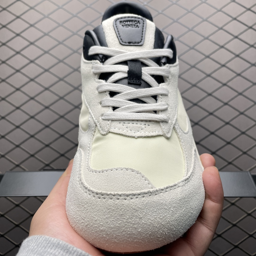 BOTTEGA VENETA BV 葆蝶家 Orbit Flash 低帮休闲鞋 外贸大厂出品 尺码：36