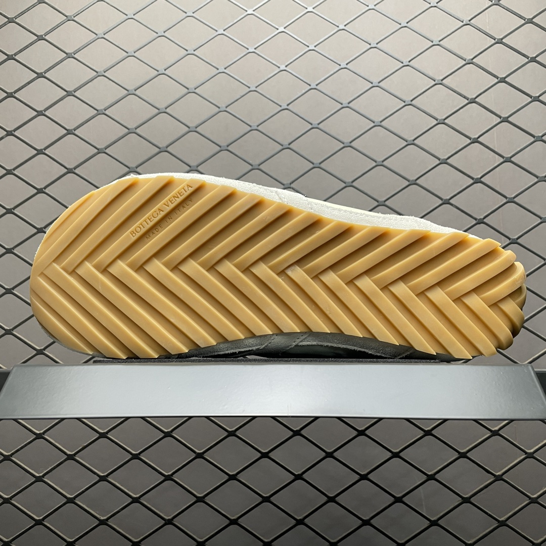 BOTTEGA VENETA BV 葆蝶家 Orbit Flash 低帮休闲鞋 外贸大厂出品 尺码：36