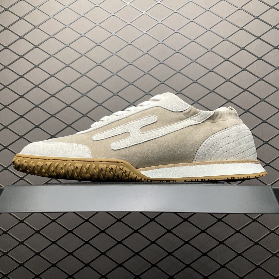 💰460 Hermes 爱马仕Jet 系列 复古休闲德训鞋 H242925ZHNL 原版购入开发 高端零售 高端外贸专供品质 原版鞋开模防滑橡胶材大底 原版定制进口头层反毛皮 内里采用进口柔软羊皮 尺码:35 36 37 38 39 40 41 42 43 44 45 编号:51IFTT32