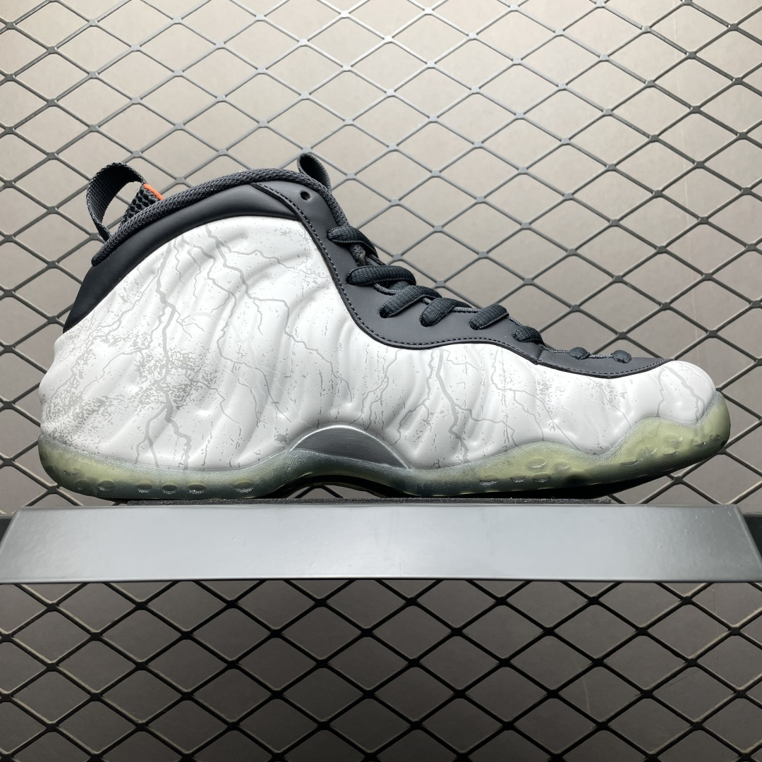 TEKKEN 8 x NK Foamposite One Premium 