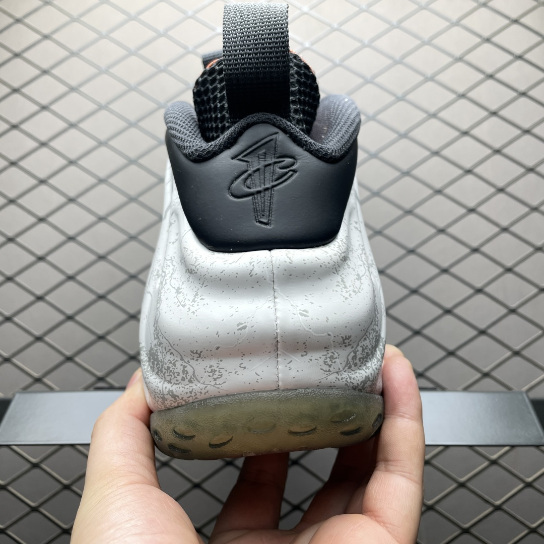 TEKKEN 8 x NK Foamposite One Premium 