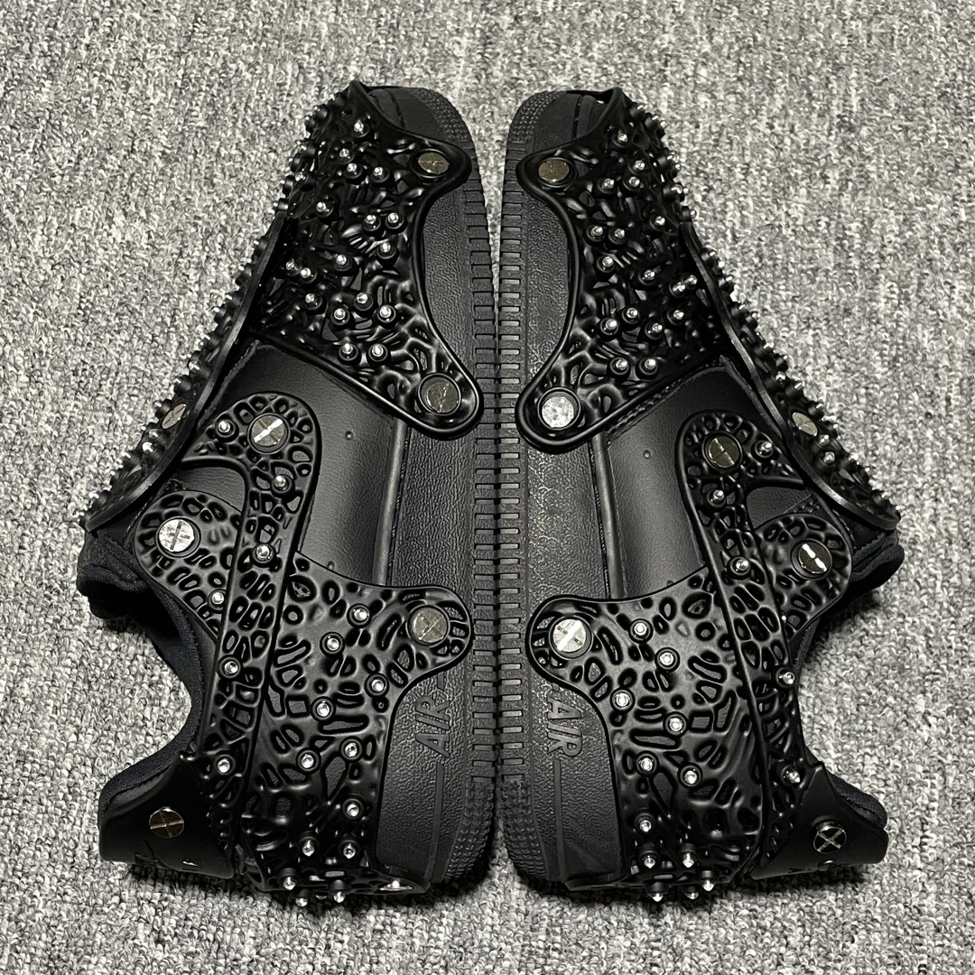 Swarovski 施华洛世奇 x NK Air Force 1 联名款空军一号低帮休闲板鞋 CV766