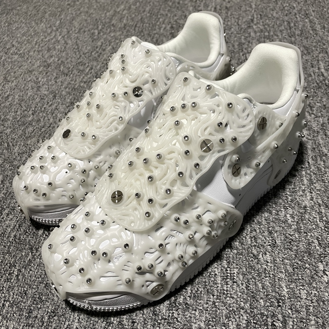 Swarovski 施华洛世奇 x NK Air Force 1 联名款空军一号低帮休闲板鞋 CV766
