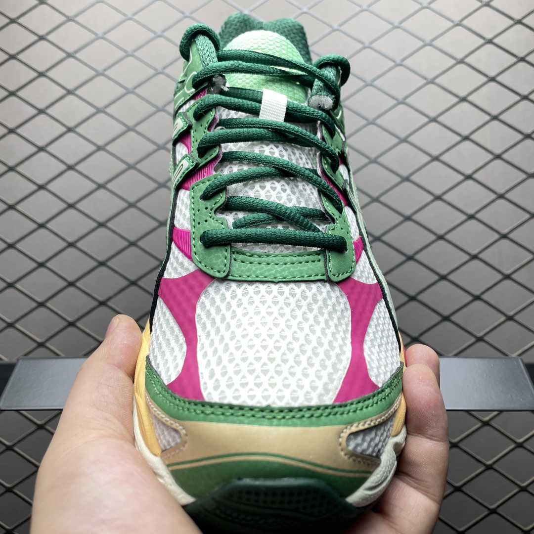 Asics Gel-Cumulus 16 亚瑟士 网面低帮休闲运动鞋 1203A763-100 采用双层