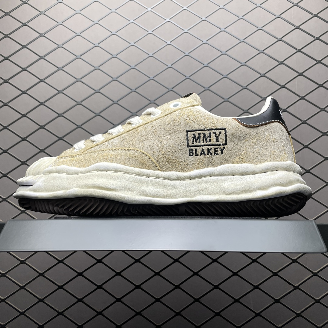 日本概念时装设计师･三原康裕 MIHARA YASUHIRO 变形溶解鞋 全新开发双模一次发泡点位气孔E