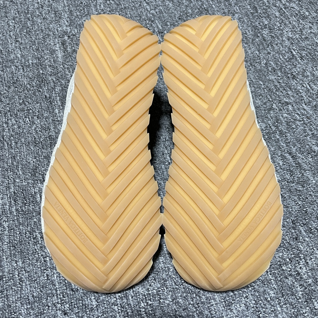 BOTTEGA VENETA BV 葆蝶家 Orbit Flash 低帮休闲运动鞋 V4JE19031 