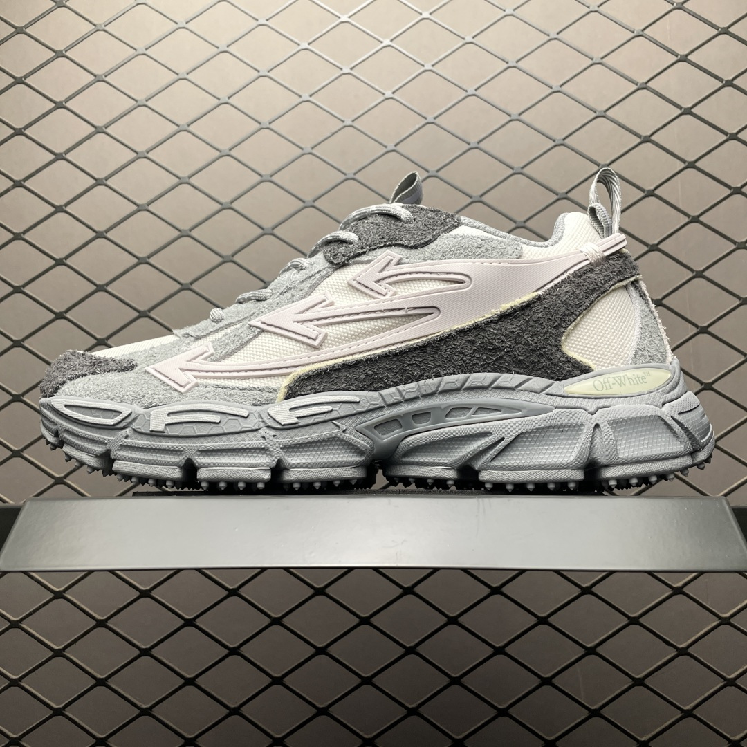 💰360  Off-White 低帮复古休闲鞋 采用高端的工艺盒，材质也各方面也是没有任何的对比性 尺码：36 37 38 39 40 41 42 43 44 45 46 47 编号：41UFEE5