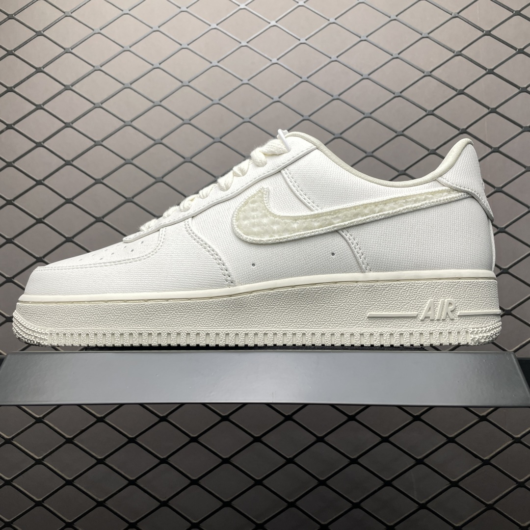 💰559 純原NK Air Force 1 Low 空軍一號低幫休閒板鞋 IH7351-010 原廠衝刀皮料切割乾淨 無任何毛邊 打造純正空軍 全掌內建蜂窩氣墊 原盒配件 原廠中底鋼印、拉幫完美 全套原楦原模傾力打造完美版型 尺碼：35.