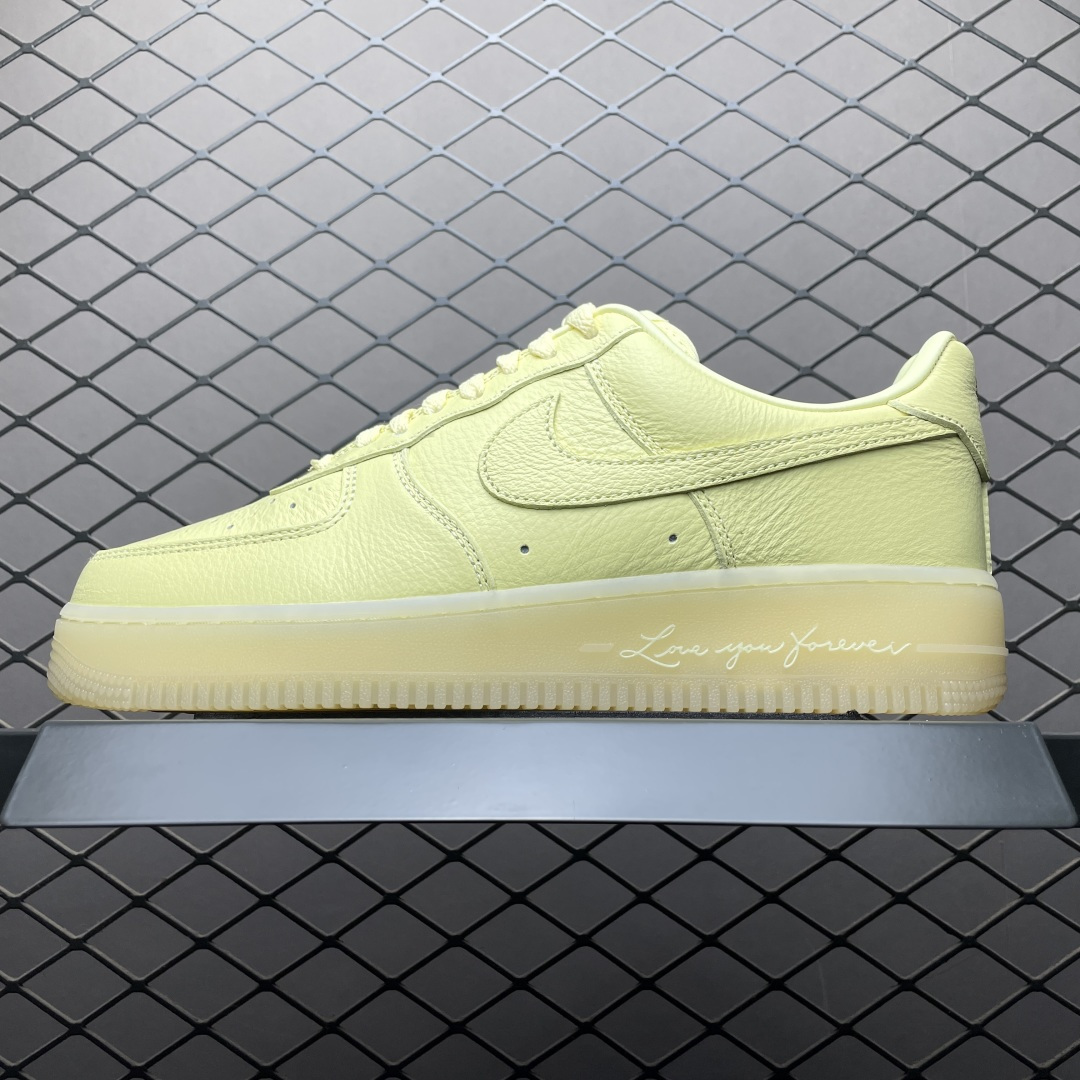 💰630 純原 Nocta x NK Air Force 1 Low 公鴨聯名款空軍一號低幫休閒板鞋 CZ8065-800 大廠出品 原廠頭層皮打造 高階外貿零售專供品質 尺碼：35.5 36 36.5 37.5 38 38.5 39 4