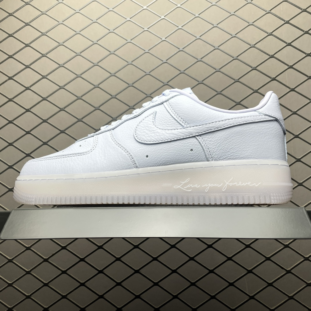 💰630 純原 Nocta x NK Air Force 1 Low 公鴨聯名款空軍一號低幫休閒板鞋 CZ8065-500 大廠出品 原廠頭層皮打造 高階外貿零售專供品質 尺碼：35.5 36 36.5 37.5 38 38.5 39 4