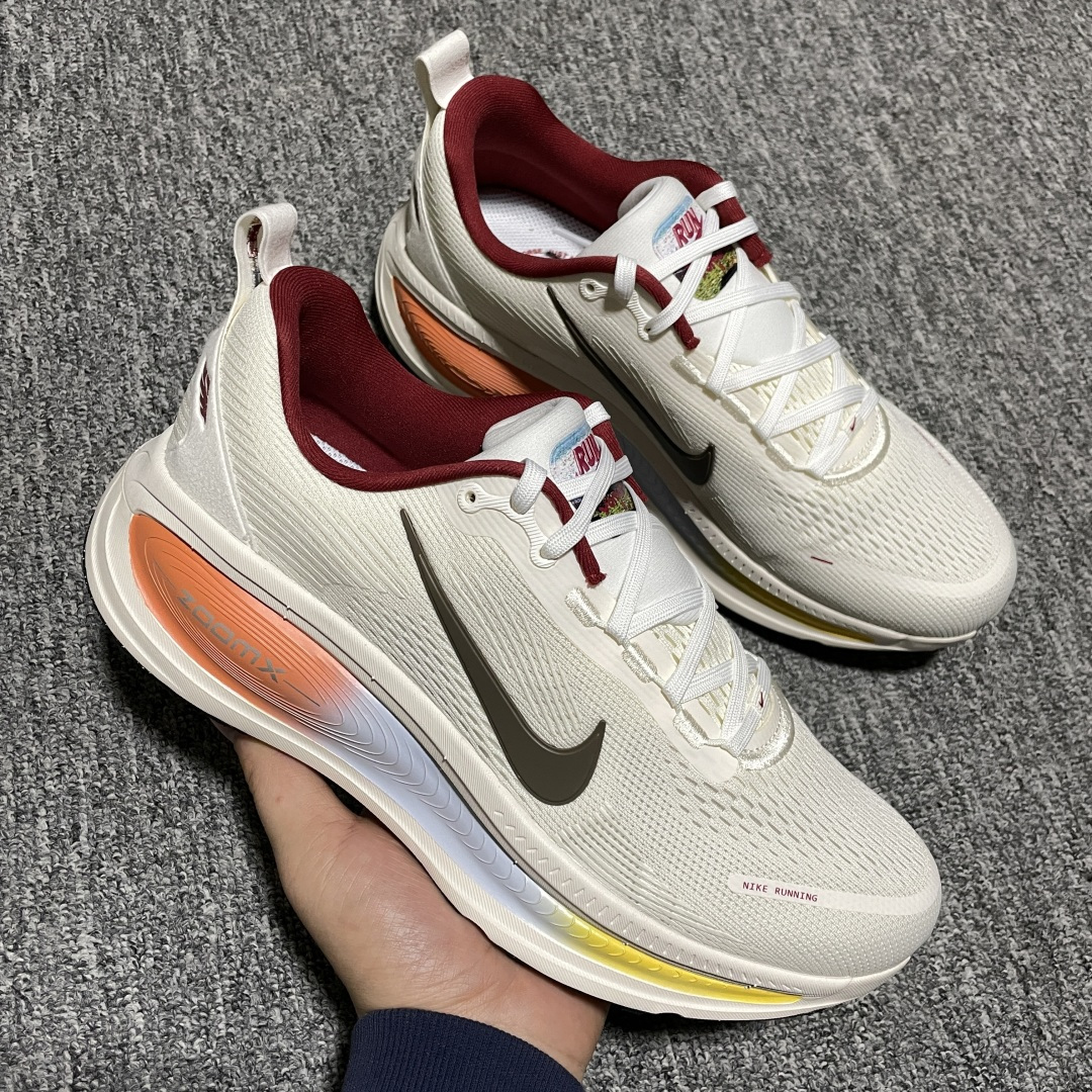 纯原版 NK Vomero 18 