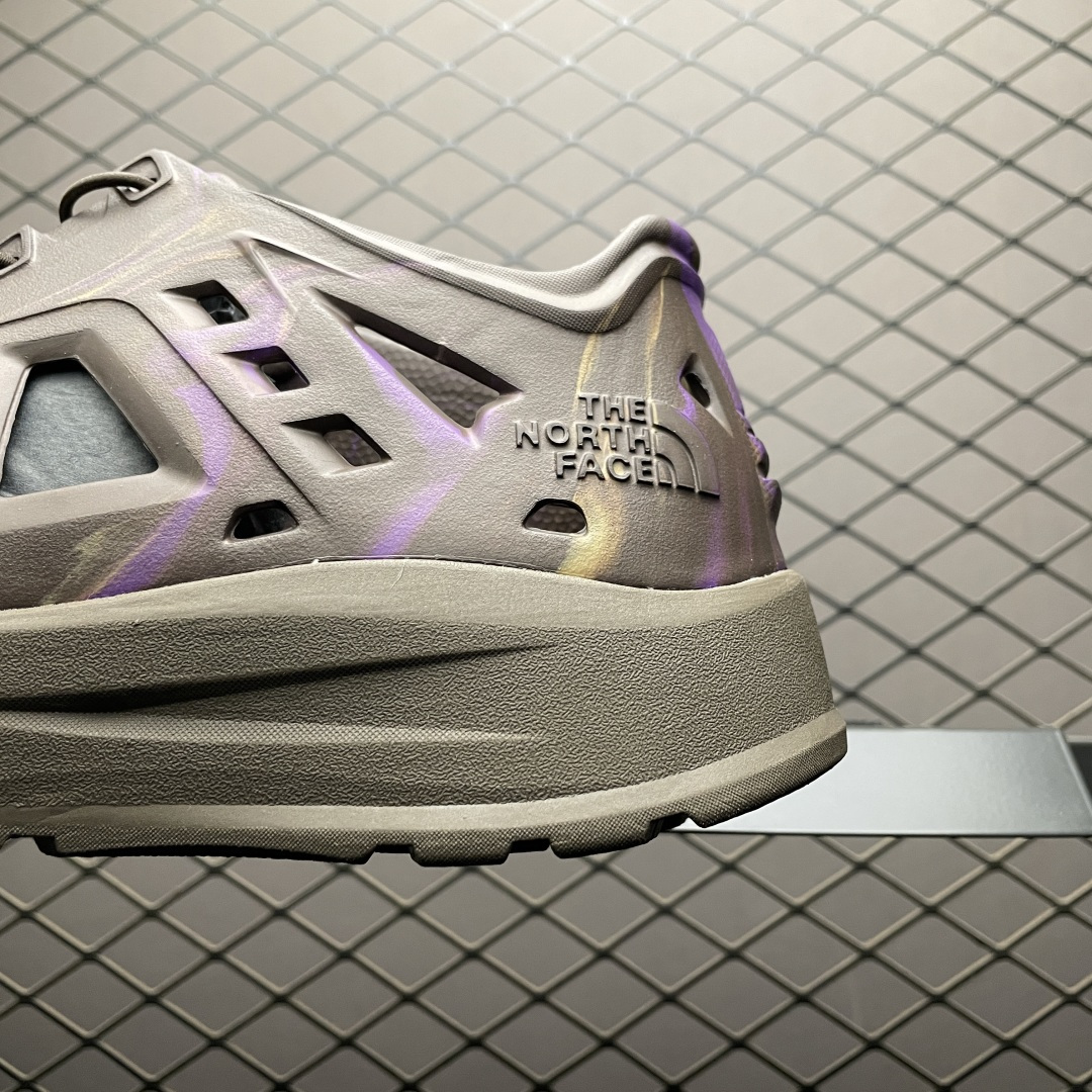 The North Face 北面 Reactive 舒适柔软 支撑回弹轻便 溯溪鞋 凉鞋 尺码：M7(