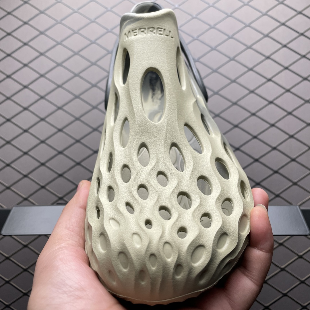 MERRELL 迈乐 Hydro Moc “毒液” BLOOM 洞洞鞋 溯溪鞋 凉鞋 尺码：M7(39-