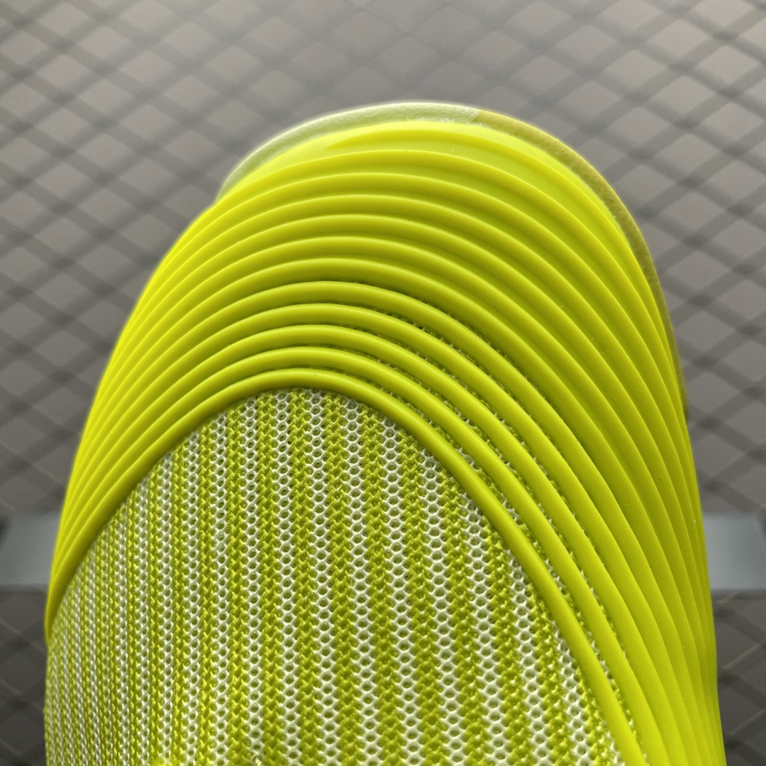NK Zoom Vapor 12 低帮网球鞋 FV5552-400 尺码：36 36.5 37.5 38