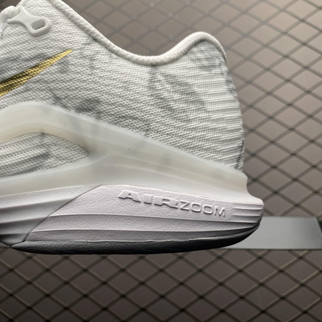 NK Zoom Vapor 12 低帮网球鞋 FV5552-100 尺码：36 36.5 37.5 38