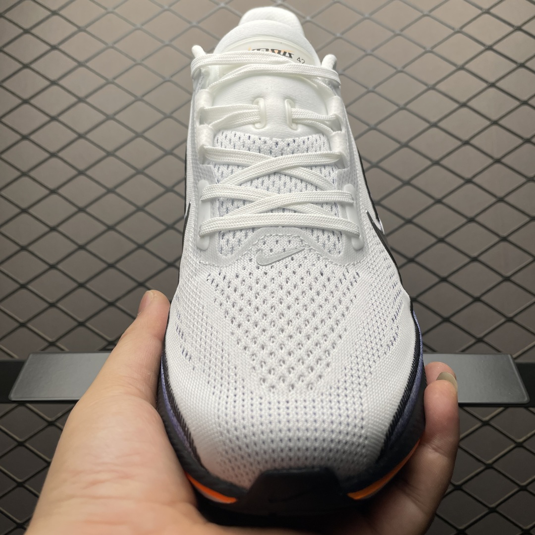 NK Zoom Pegasus 42 飞马42代 网面跑步鞋 IB1873-102 尺码：39 40 4
