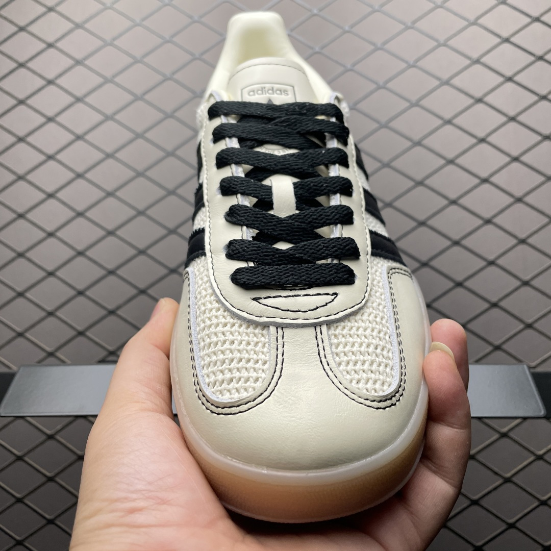 AD 阿迪 Gazelle Indoor 低帮网面休闲板鞋 JQ7086 尺码：35.5 36 36.5