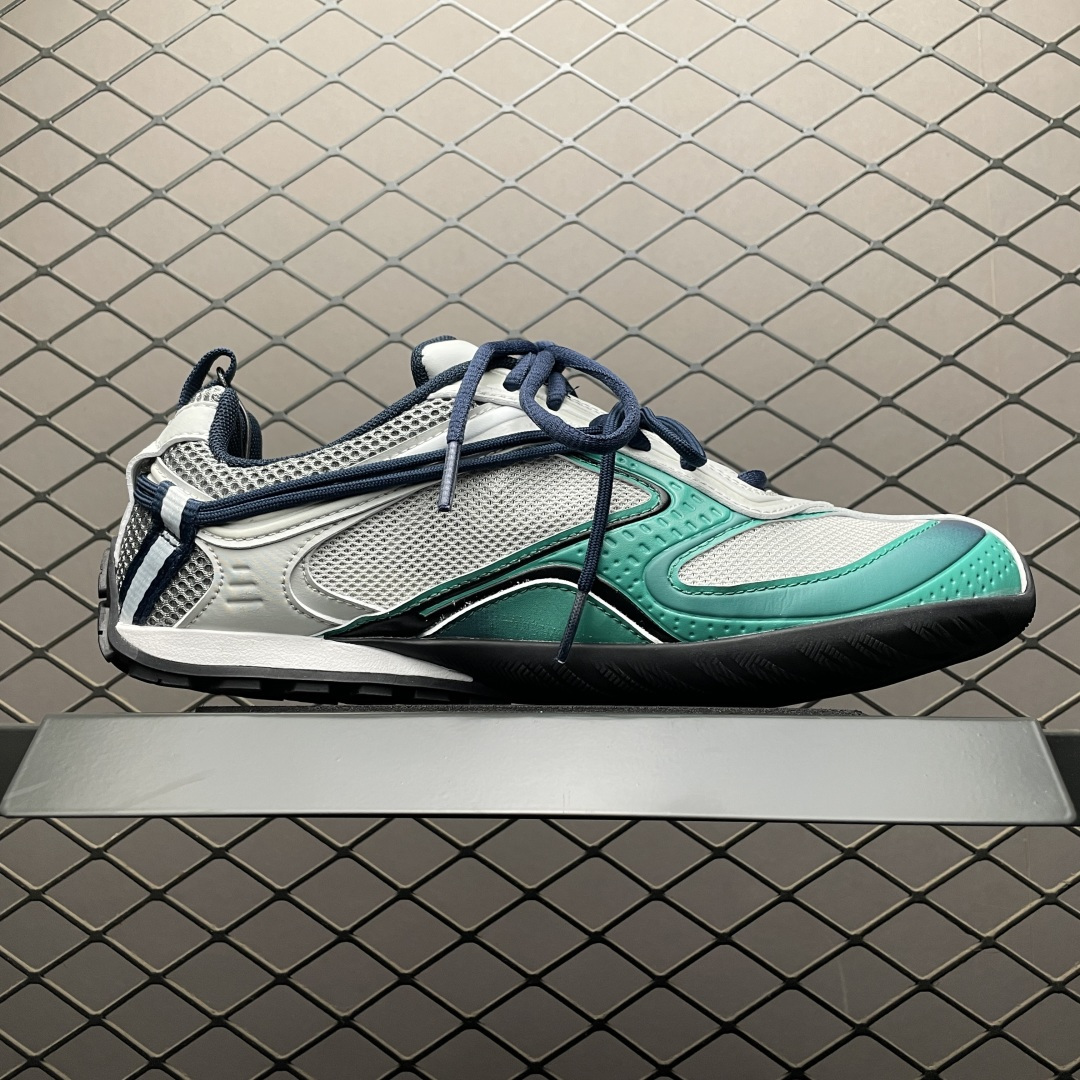 Balenciaga 巴黎世家 Radar 低帮运动休闲鞋 官方原配套鞋盒 防尘纸配套齐全 尺码：35 