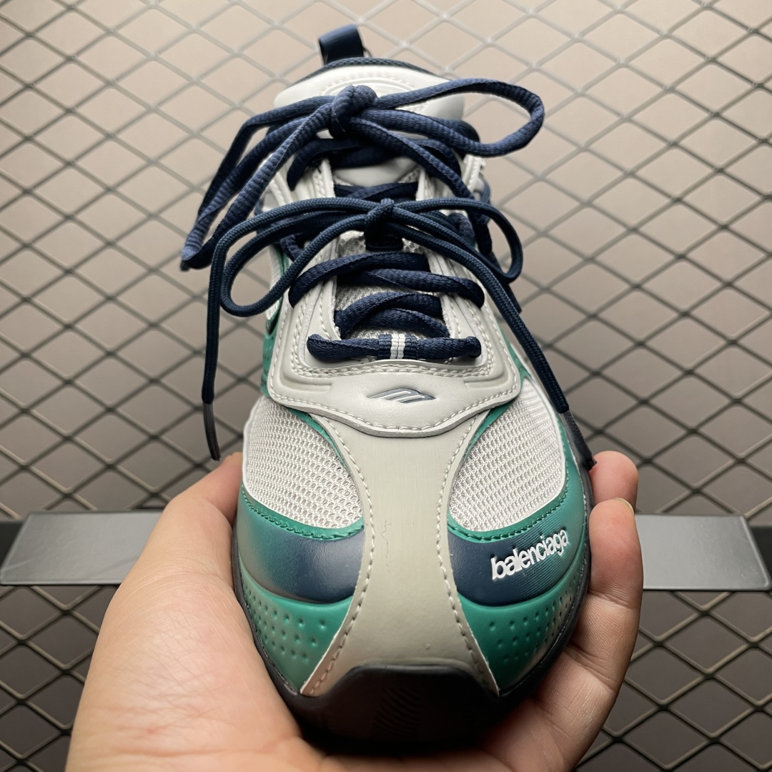 Balenciaga 巴黎世家 Radar 低帮运动休闲鞋 官方原配套鞋盒 防尘纸配套齐全 尺码：35 