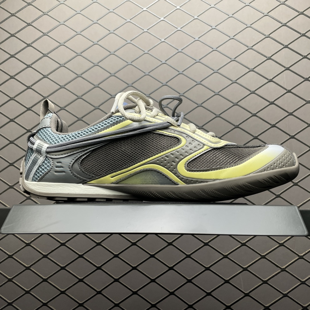 Balenciaga 巴黎世家 Radar 低帮运动休闲鞋 官方原配套鞋盒 防尘纸配套齐全 尺码：35 