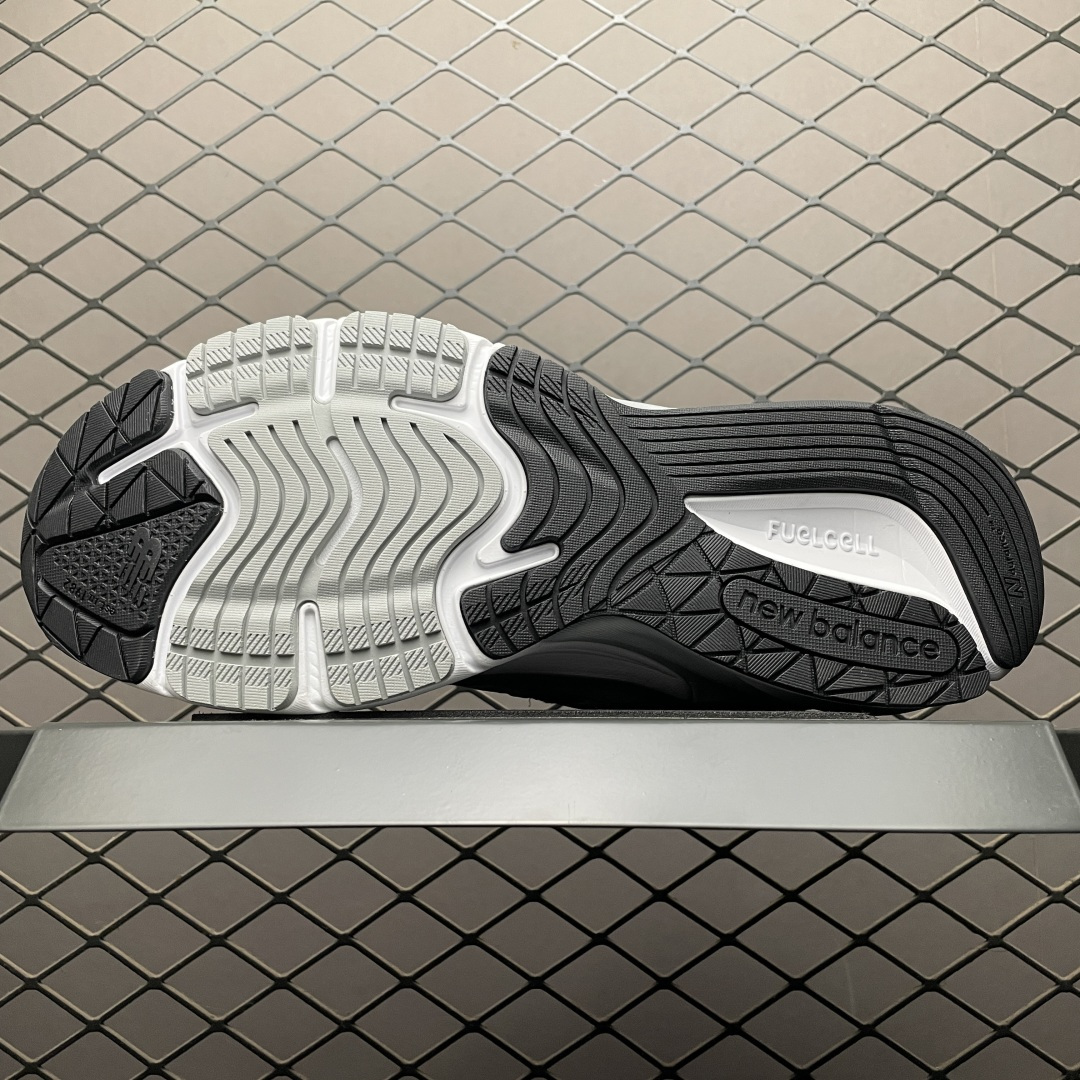 纯原 New Balance M992GL6 新百伦复古休闲跑步鞋 M版 原鞋开发 新开独立私模大底 全网唯一正确组合大底 高端零售专供产物 编号:33IFTUM