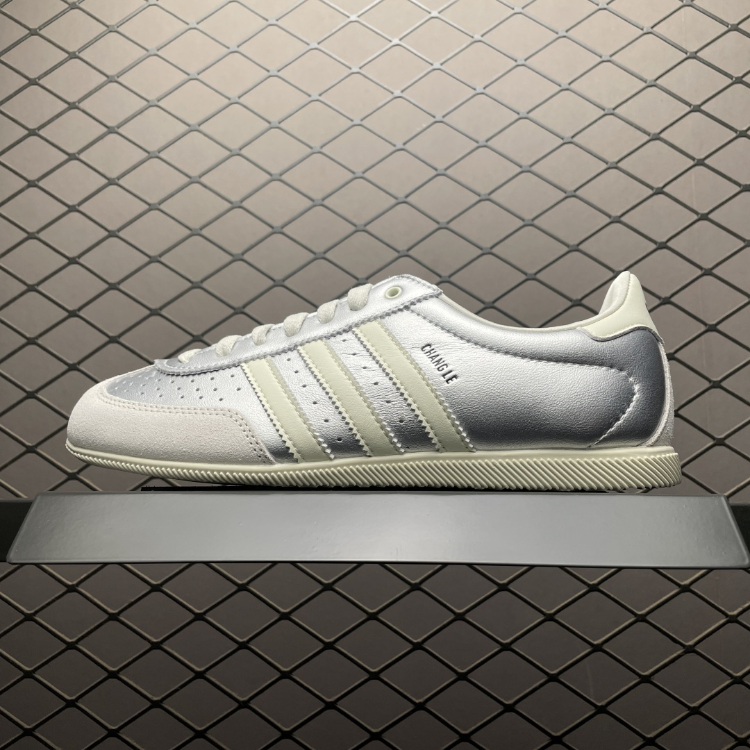 NO:887759,Local pickup, core recommendation, good price AD ​​Adidas Changle low-cut casual shoes KJ3962 platform exclusive version, different from the market currency, size 35.5 36 36.5 37 38 38.5 39 40 40.5 41 42 42.5 43 44 44.5 45 No. 21TDEF17,,chanel19860909本地自取 核心主推好价 AD 阿迪 Changle 低帮休闲鞋 KJ3962 平台专供版本 区别市面通货 尺码35.5 36 36.5 37 38 38.5 39 40 40.5 41 42 42.5 43 44 44.5 45 编号21TDEF17,,chanel,Men's shoes