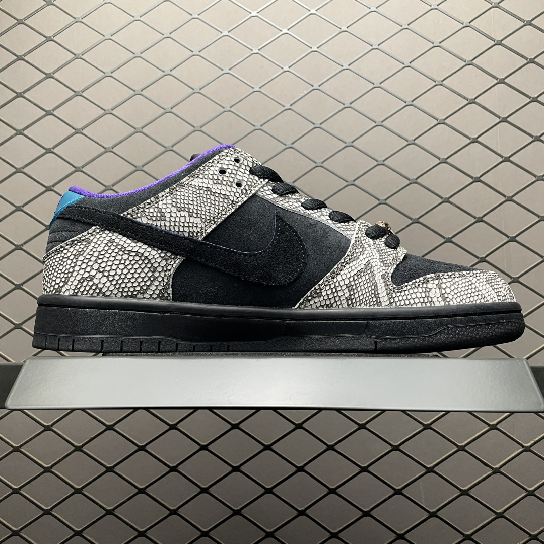 Dashawn Jordan x NK SB Dunk Low 联名款低帮休闲板鞋 IB6208-200