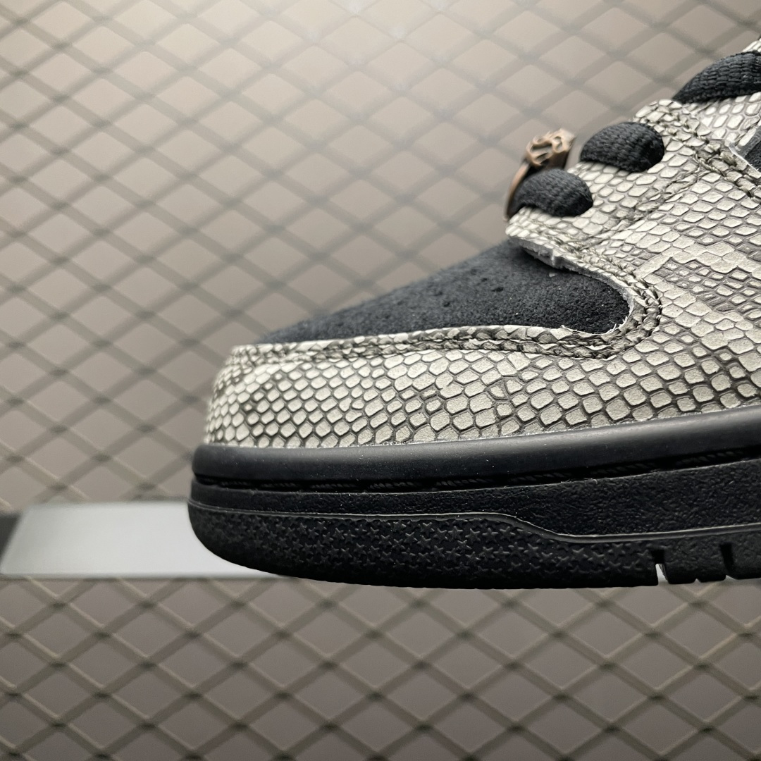 Dashawn Jordan x NK SB Dunk Low 联名款低帮休闲板鞋 IB6208-200