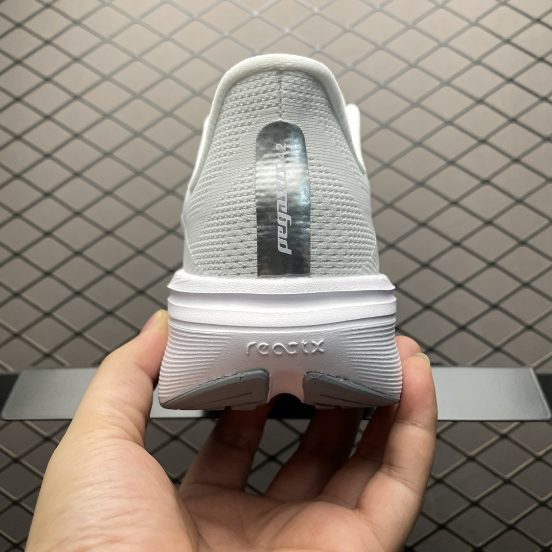 Кроссовки Nike Zoom Pegasus 42