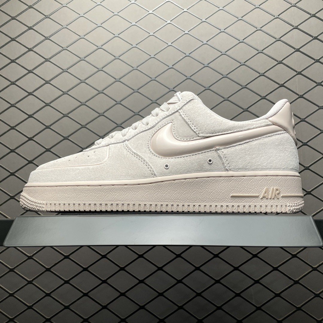 NK Air Force 1 Low 空军一号低帮休闲板鞋 HV4406-601 原厂冲刀皮料切割干净 