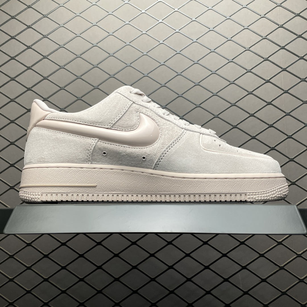 NK Air Force 1 Low 空军一号低帮休闲板鞋 HV4406-601 原厂冲刀皮料切割干净 