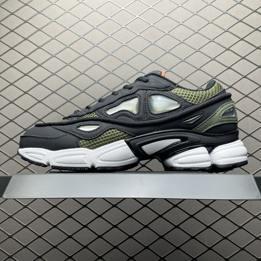 NO:887768,Local self-pickup, core products with good prices, popular foreign trade products AD Adidas  44.5 45,19860909本地自取 核心主推好价 外贸爆款 AD 阿迪 X RAF SIMONS 拉夫西蒙 Ozweego 先锋潮流 水泡 复古低帮休闲鞋 S74585 独家定制鞋盒 防层袋 卡片及可扫描防盗扣 区别市场通货品质 尺码36 37 38 38.5 39 40 40.5 41 42 42.5 43 44 44.5 45,,Men's shoes
