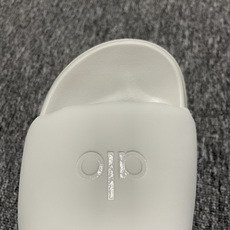 外贸爆款 欧美超火 Alo yoga Unisex IT 夏日清凉一字拖鞋 海淘代购专供品质 原版开发 外贸爆款 欧美超火 Alo yoga Unisex IT 夏日清凉一字拖鞋 海淘代购专供品质 原版开发