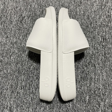 外贸爆款 欧美超火 Alo yoga Unisex IT 夏日清凉一字拖鞋 海淘代购专供品质 原版开发 外贸爆款 欧美超火 Alo yoga Unisex IT 夏日清凉一字拖鞋 海淘代购专供品质 原版开发