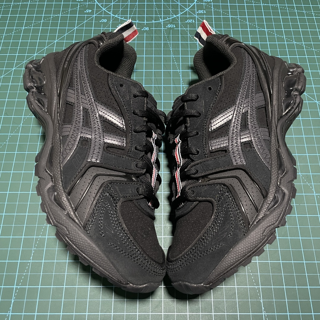 纯原 THOM BROWNE 汤姆·布朗 × Asics 亚瑟士 GEL-Kayano 14 联名款低帮运动休闲跑步鞋 