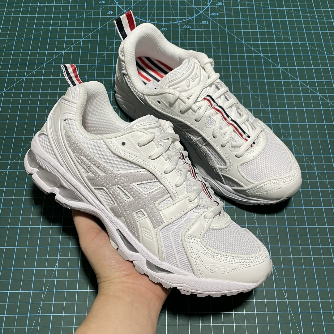 纯原 THOM BROWNE 汤姆·布朗 × Asics 亚瑟士 GEL-Kayano 14 联名款低帮运动休闲跑步鞋 纯原 THOM BROWNE 汤姆·布朗 × Asics 亚瑟士 GEL-Kayano 14 联名款低帮运动休闲跑步鞋