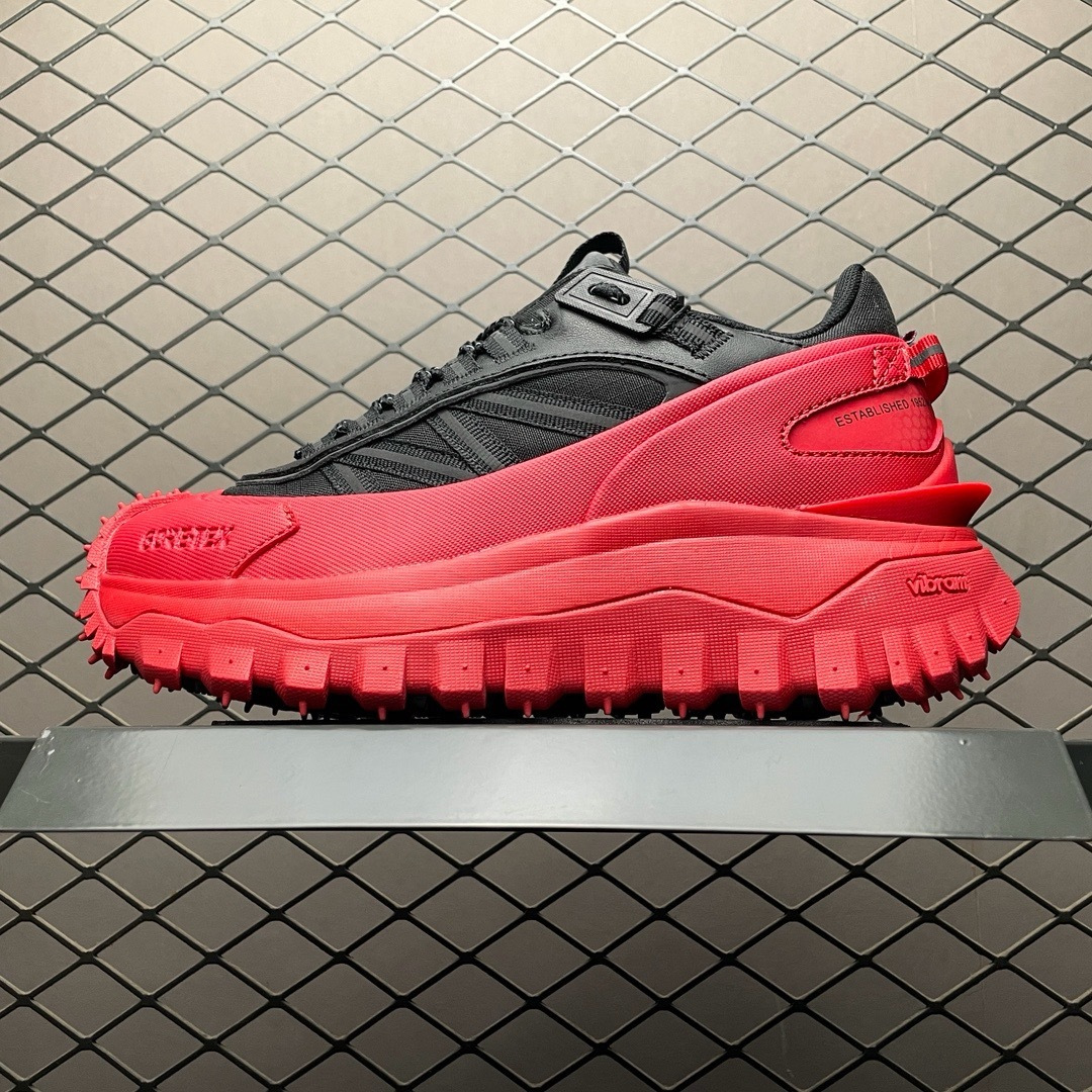白菜价🥬福利特价🔥 Moncler 盟可睐/蒙口 TrailgriP山地户外鞋 鞋底搭载Vibram外底提供超强的抓地力