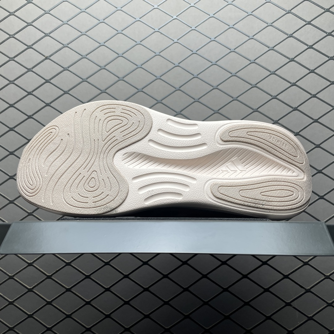 AD 阿迪 Dreamcushion 低帮休闲跑步鞋 KJ8099 尺码：36 36.5 37 38 38.5 39 4